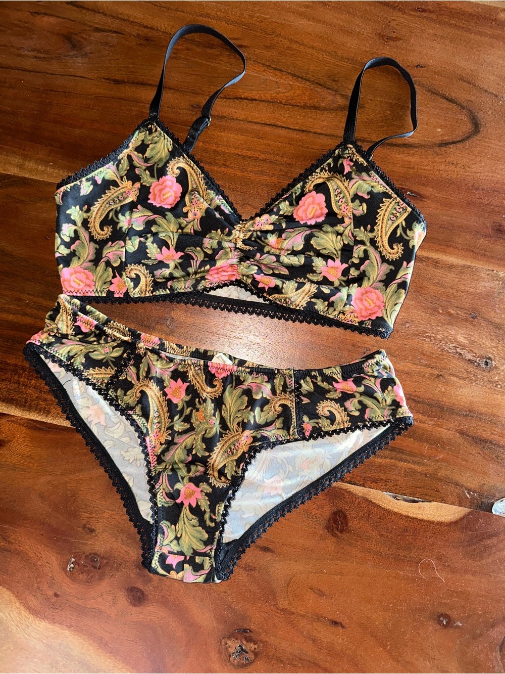 Etinee Floral Paisley Lace-Trim Bralette & Bikini Set - Black with Pink Floral